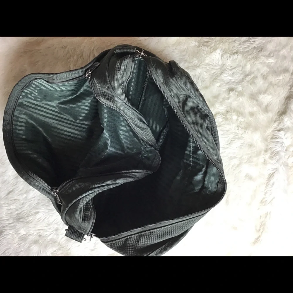 Tumi army green laptop bag